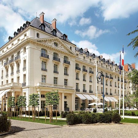 Waldorf Astoria Versailles - Trianon Palace Esterno foto The hotel in 2012