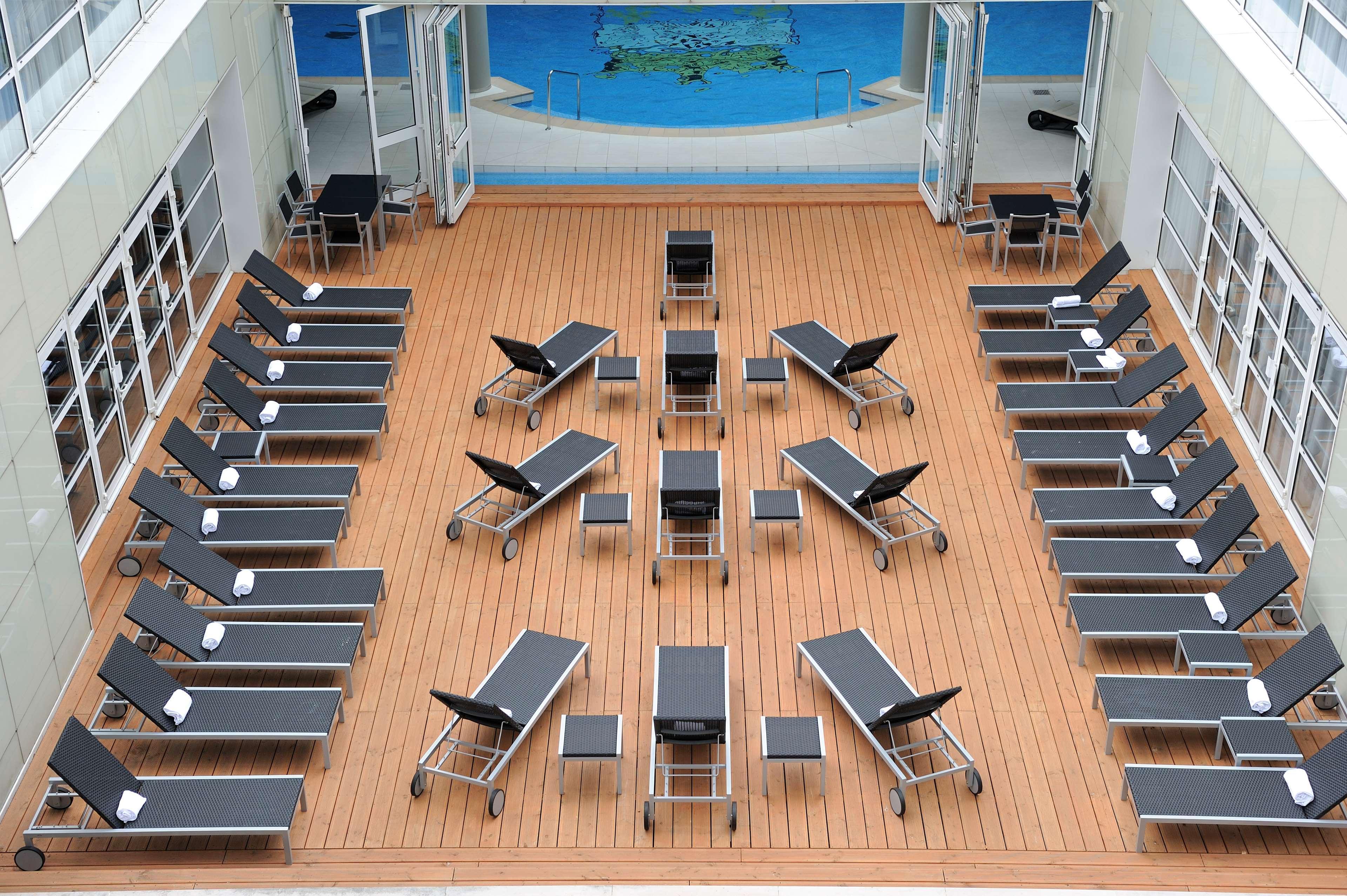 Waldorf Astoria Versailles - Trianon Palace Servizi foto Sunbathing area