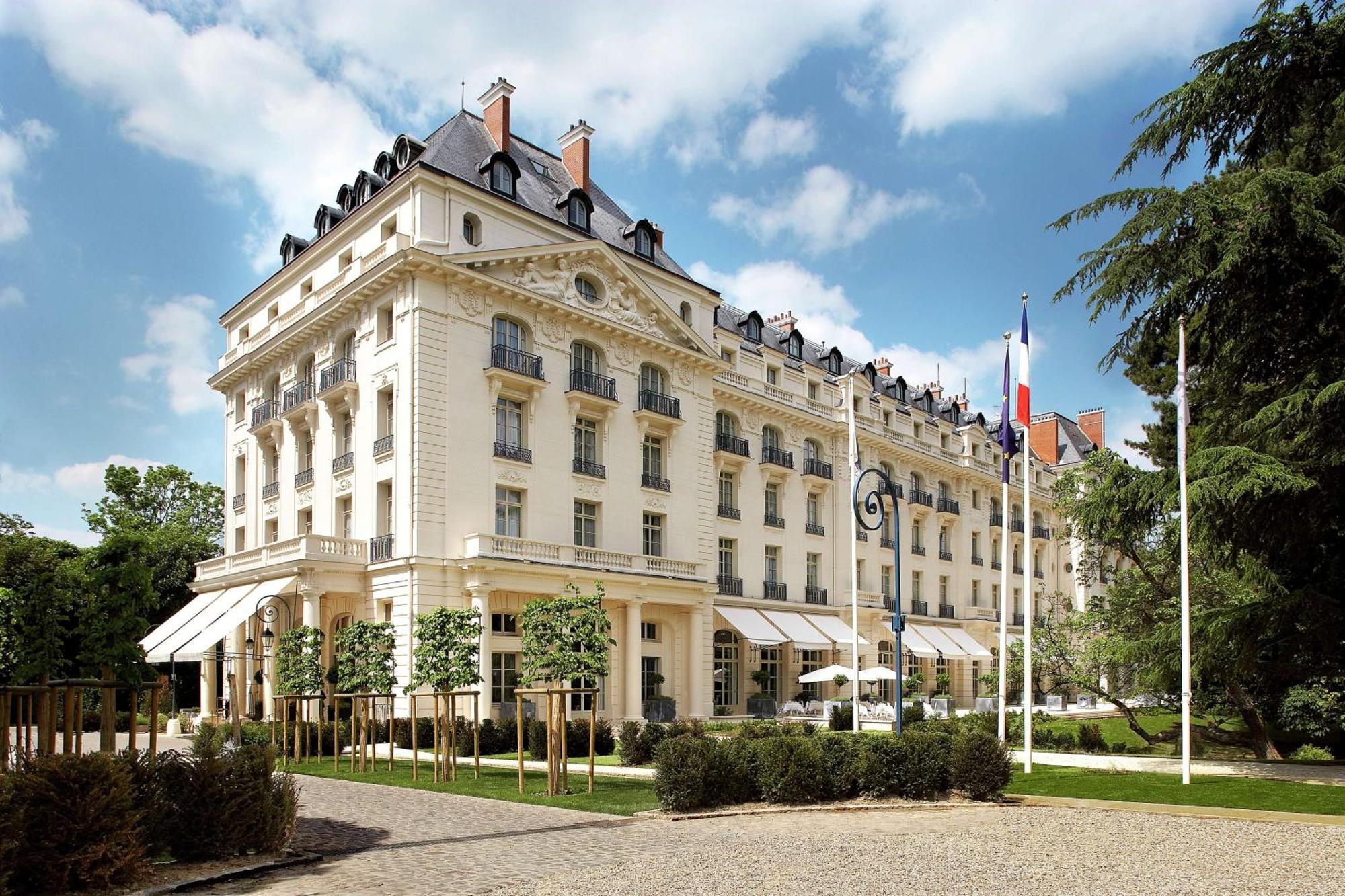Waldorf Astoria Versailles - Trianon Palace Esterno foto The hotel in 2012