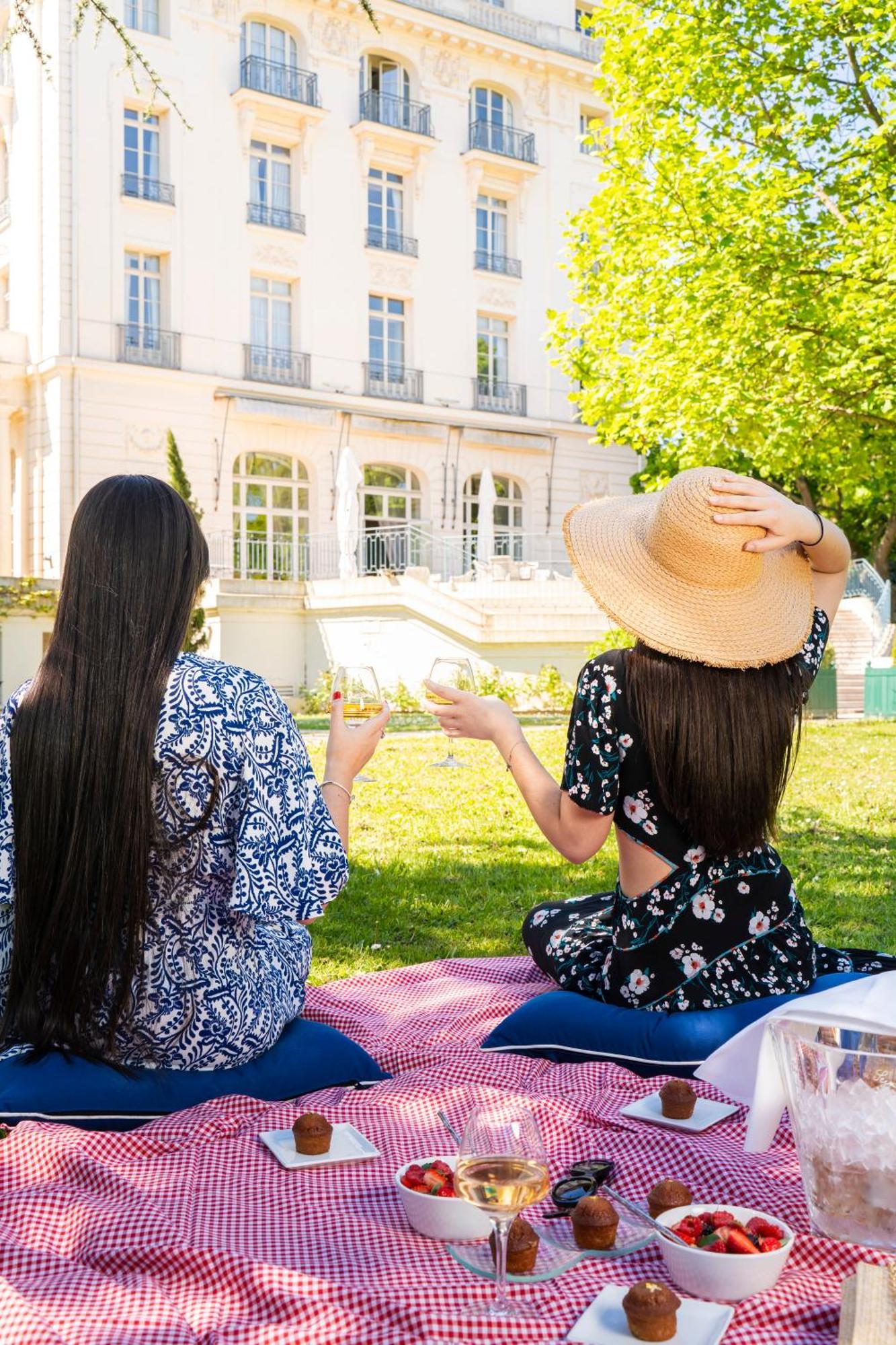 Waldorf Astoria Versailles - Trianon Palace Esterno foto