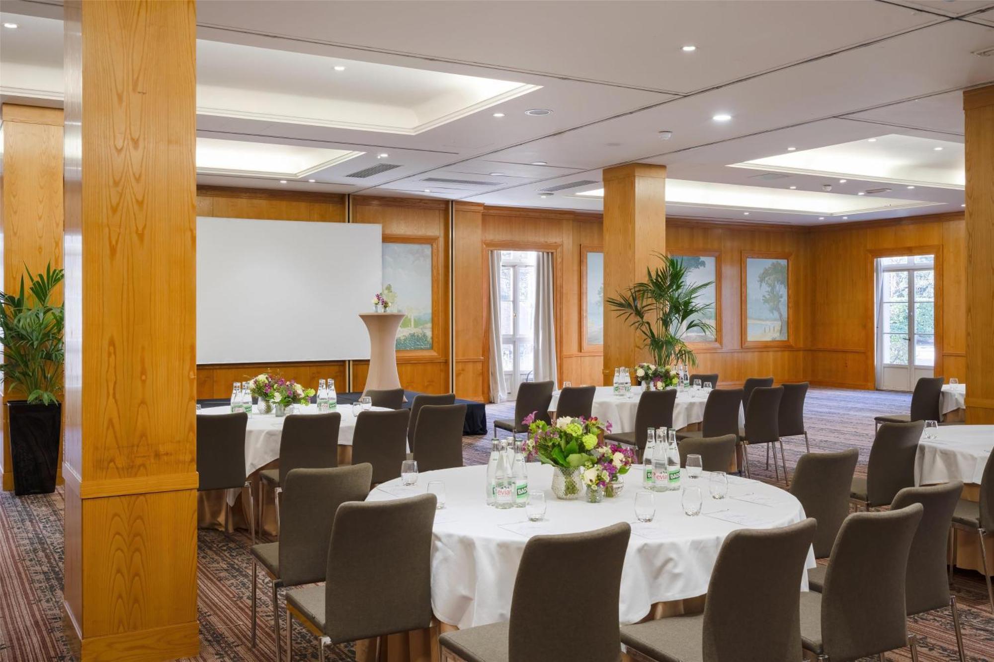 Waldorf Astoria Versailles - Trianon Palace Esterno foto